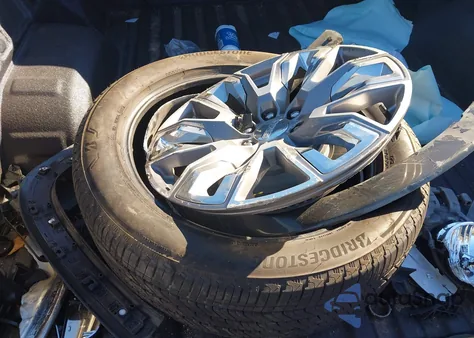 2025 GMC Sierra 1500 4Wd Short Box Denali из США, поврежденный, VIN 1GTUUGEL7SZ224978